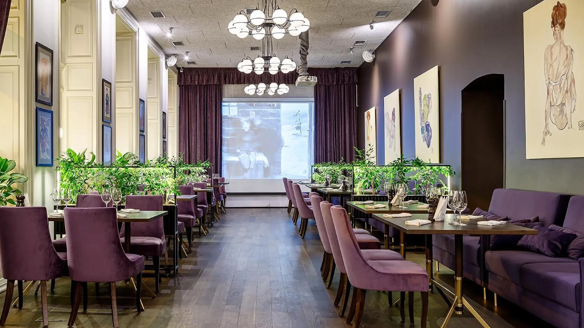 Modern Art Hotel Lviv