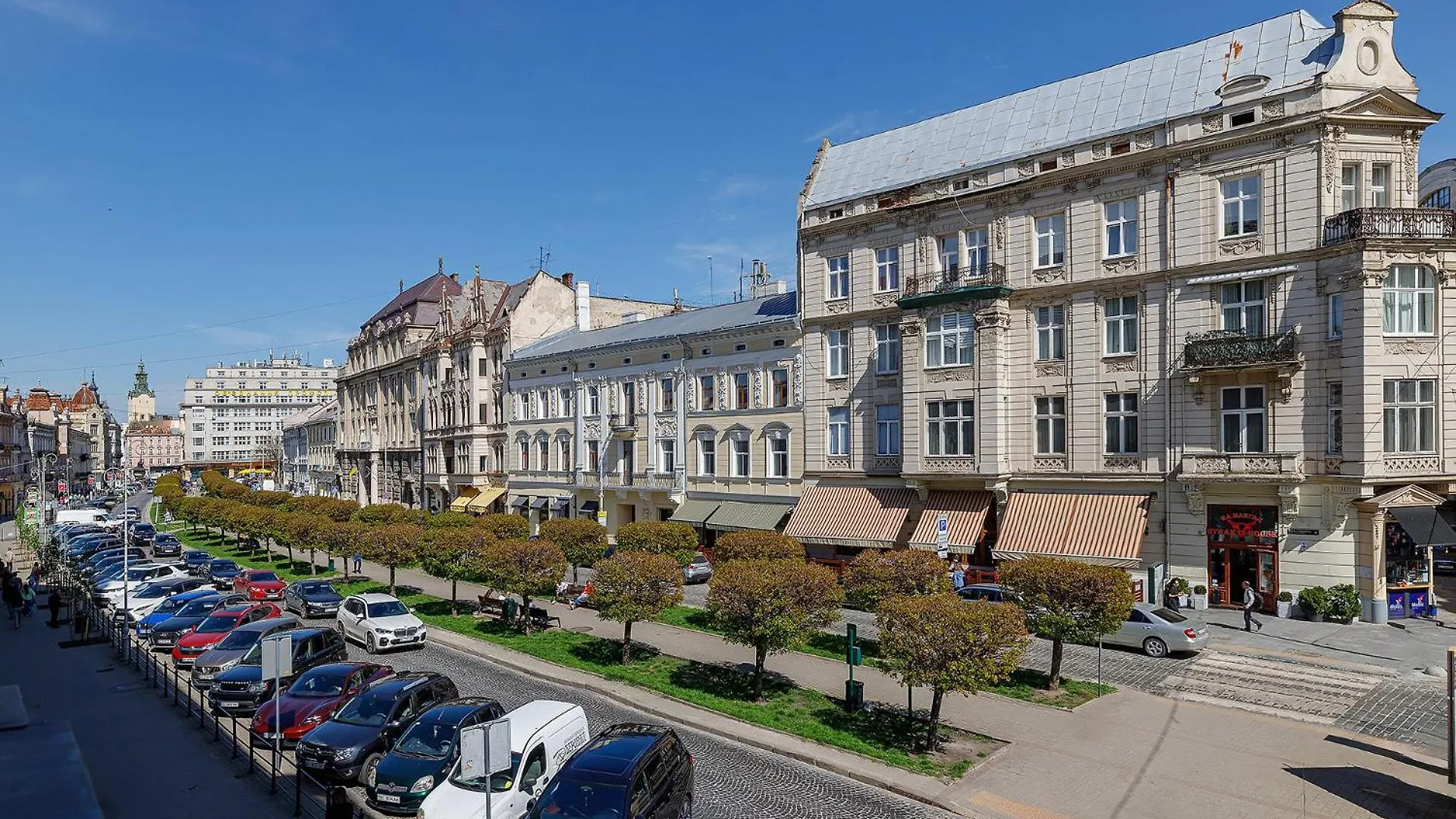 Modern Art Hotel Lviv