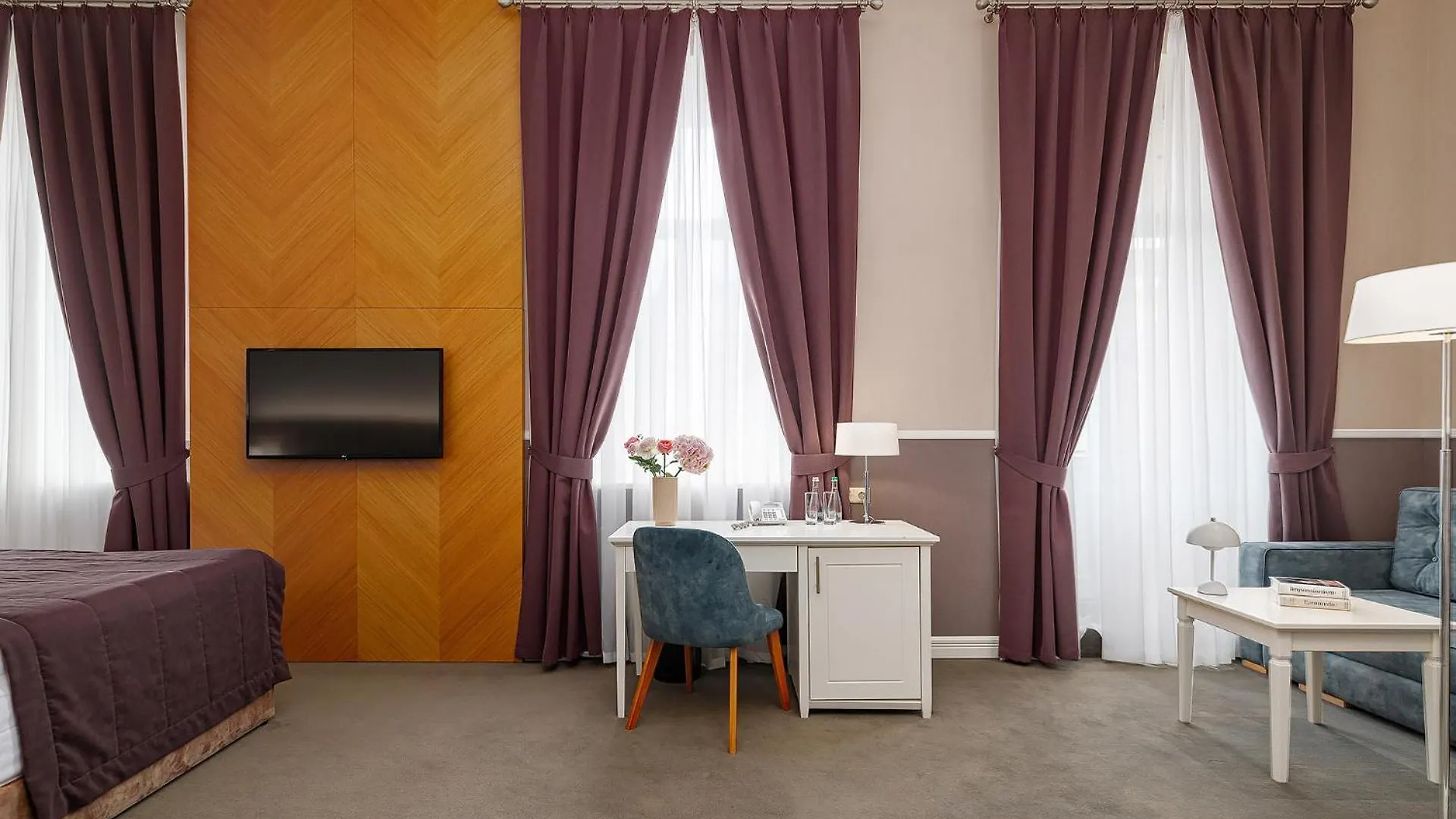 Modern Art Hotel Lviv 4*,  Ukrayna