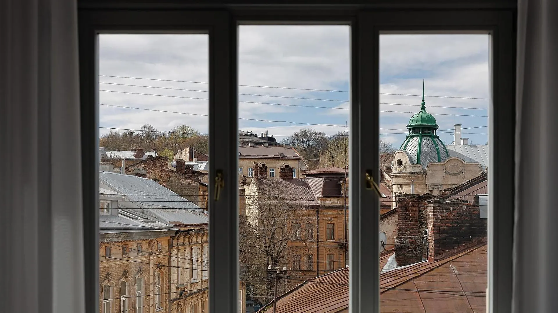 Modern Art Hotel Lviv