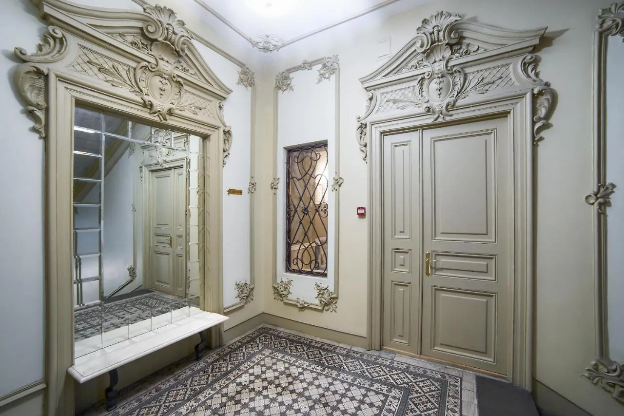 Modern Art Hotel Lviv 4*,